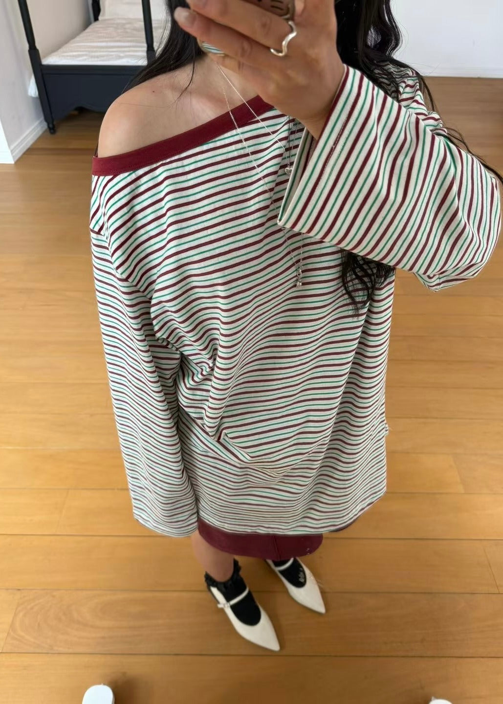 momoko tee 🐙kira picks