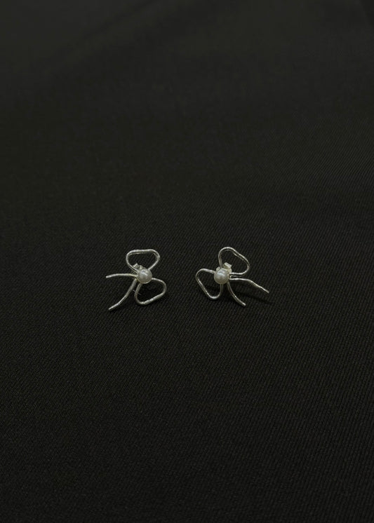 ౪ kr earring:3