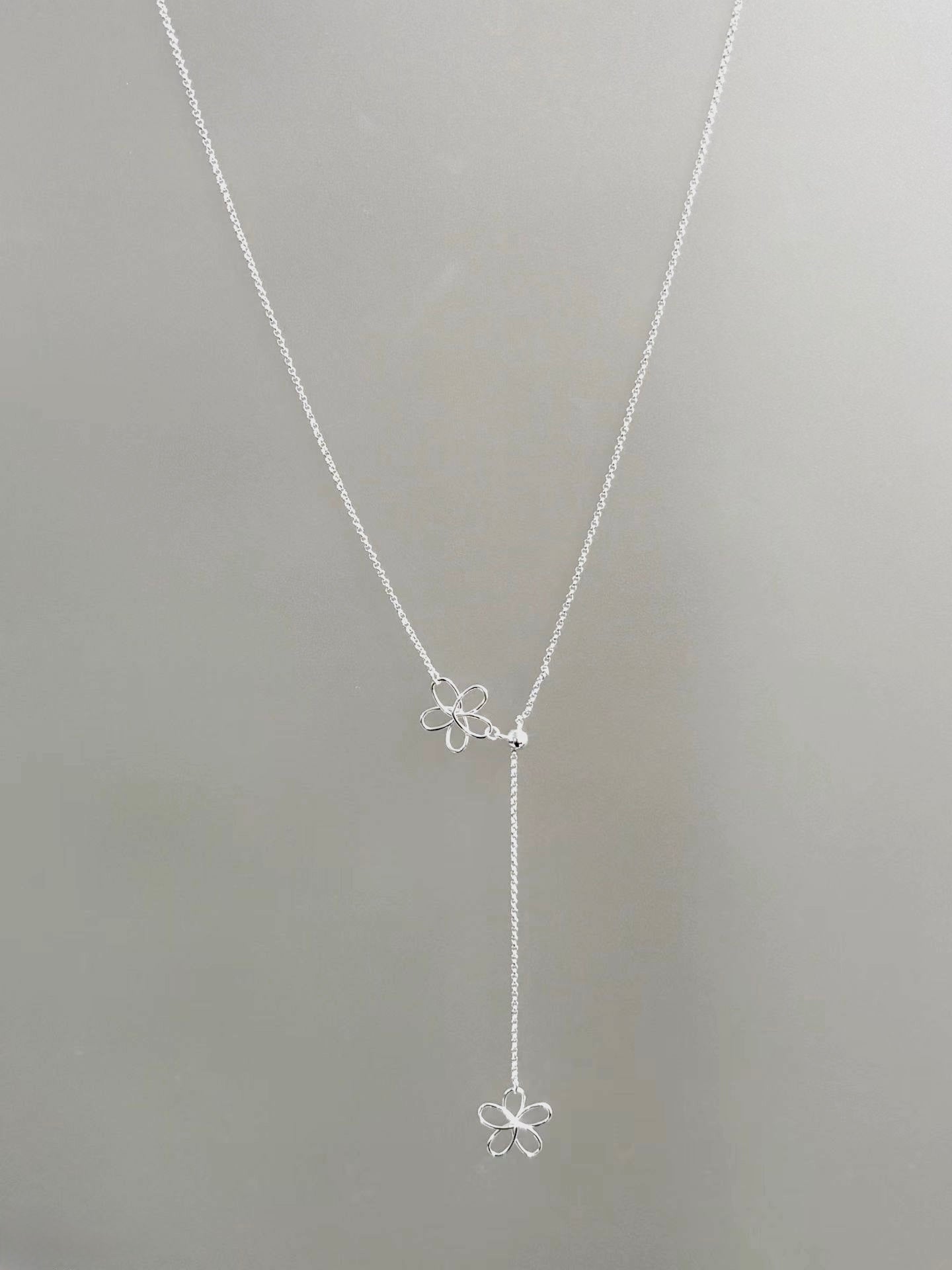 necklace : 32