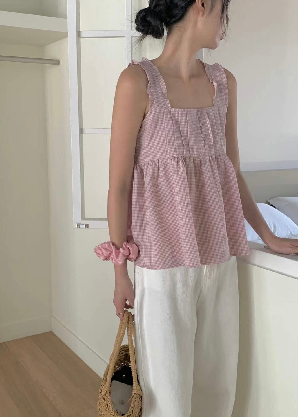 mai vest