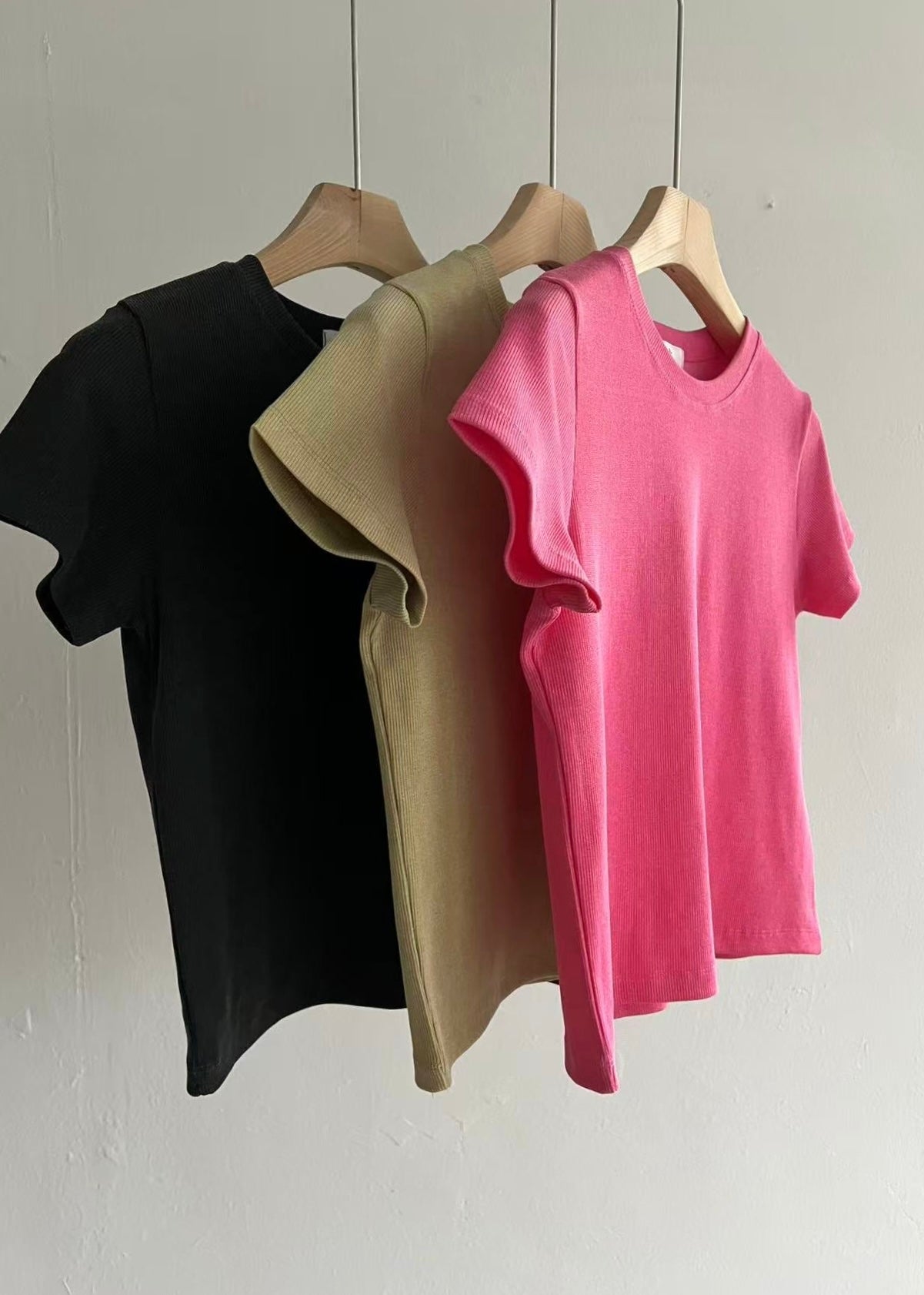 mustard tee