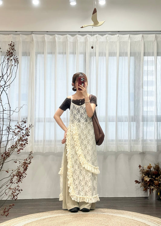 maud vest