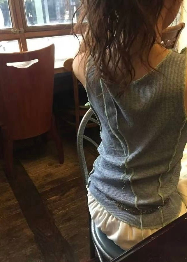 ressie vest