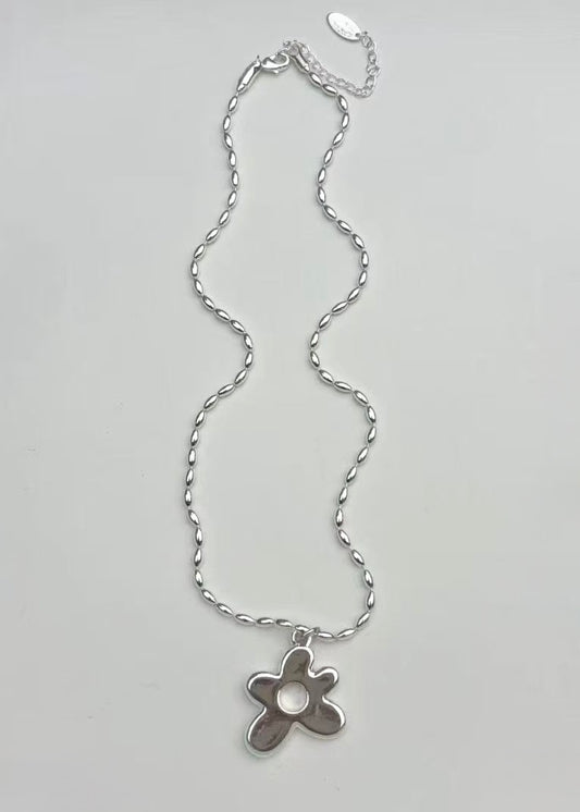 necklace:58