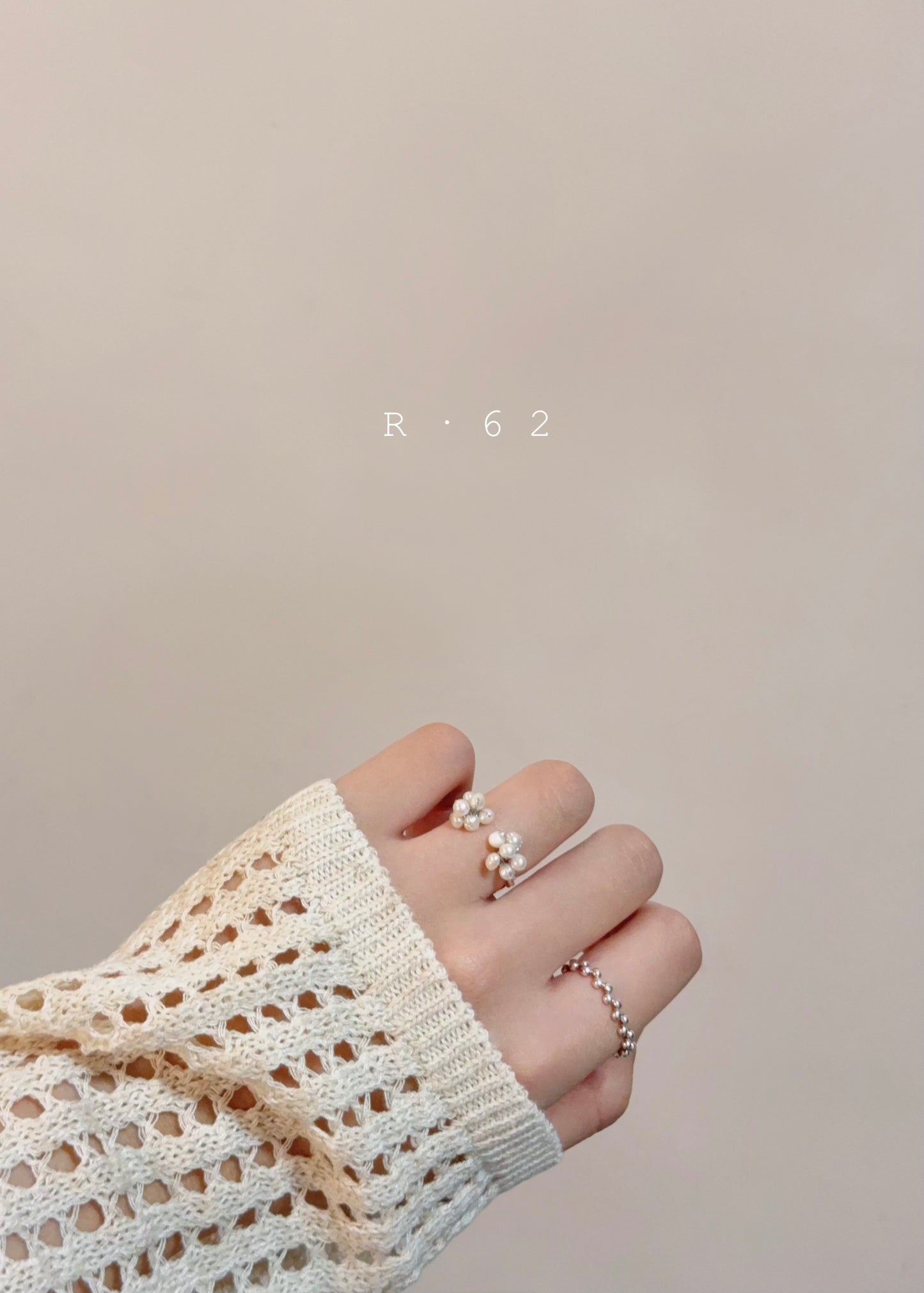 r · 62