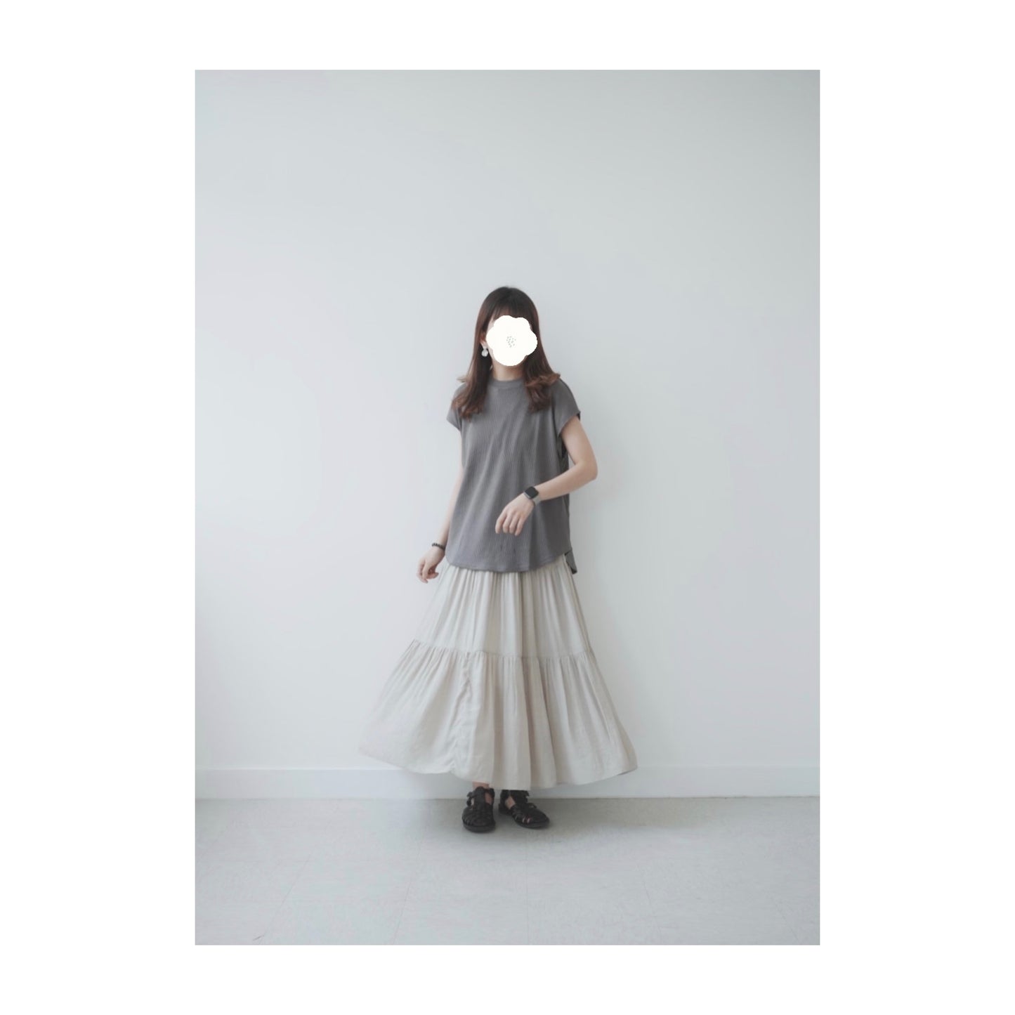 must buyの french sleeve top