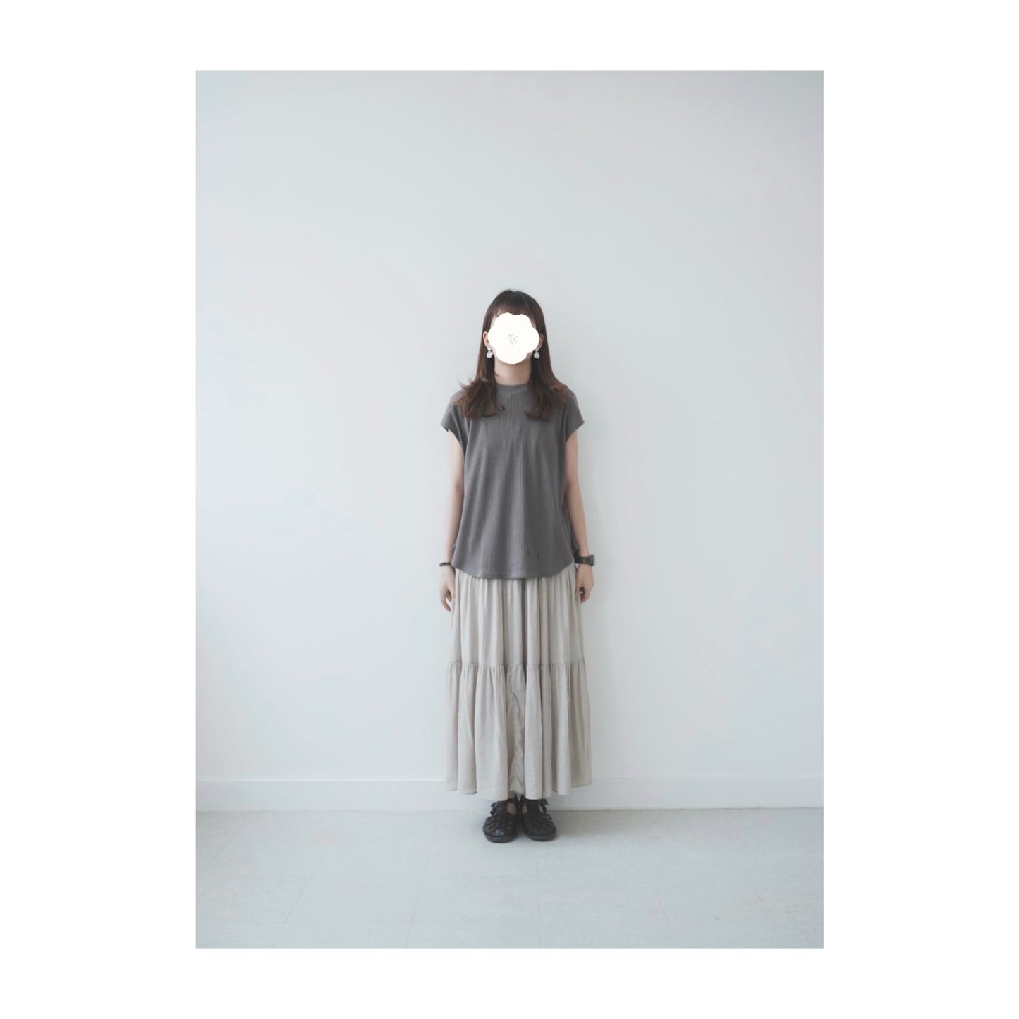 must buyの french sleeve top