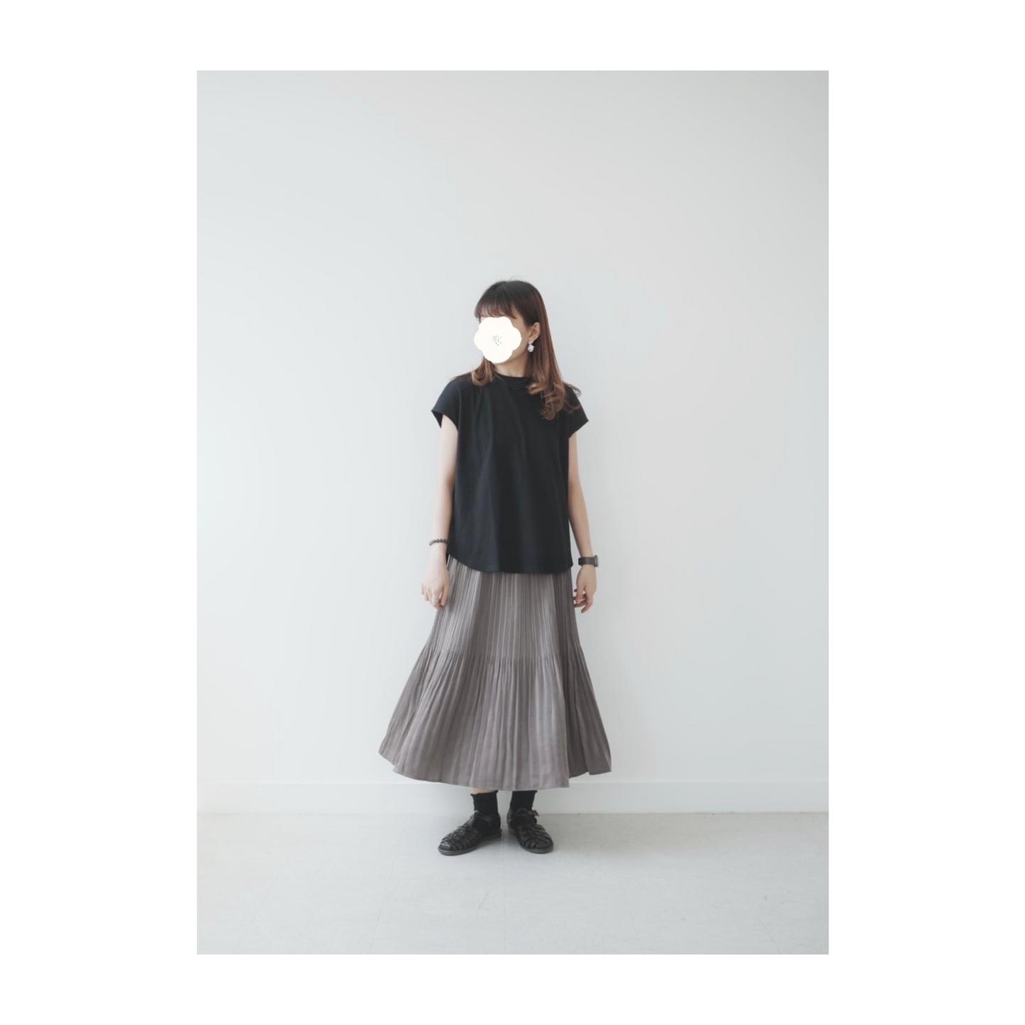 must buyの french sleeve top