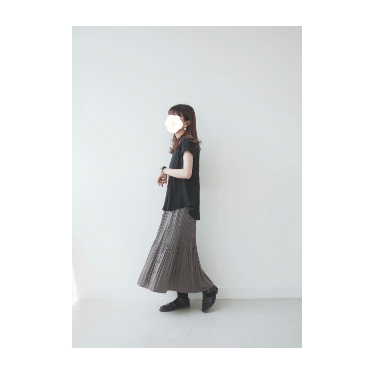 must buyの french sleeve top