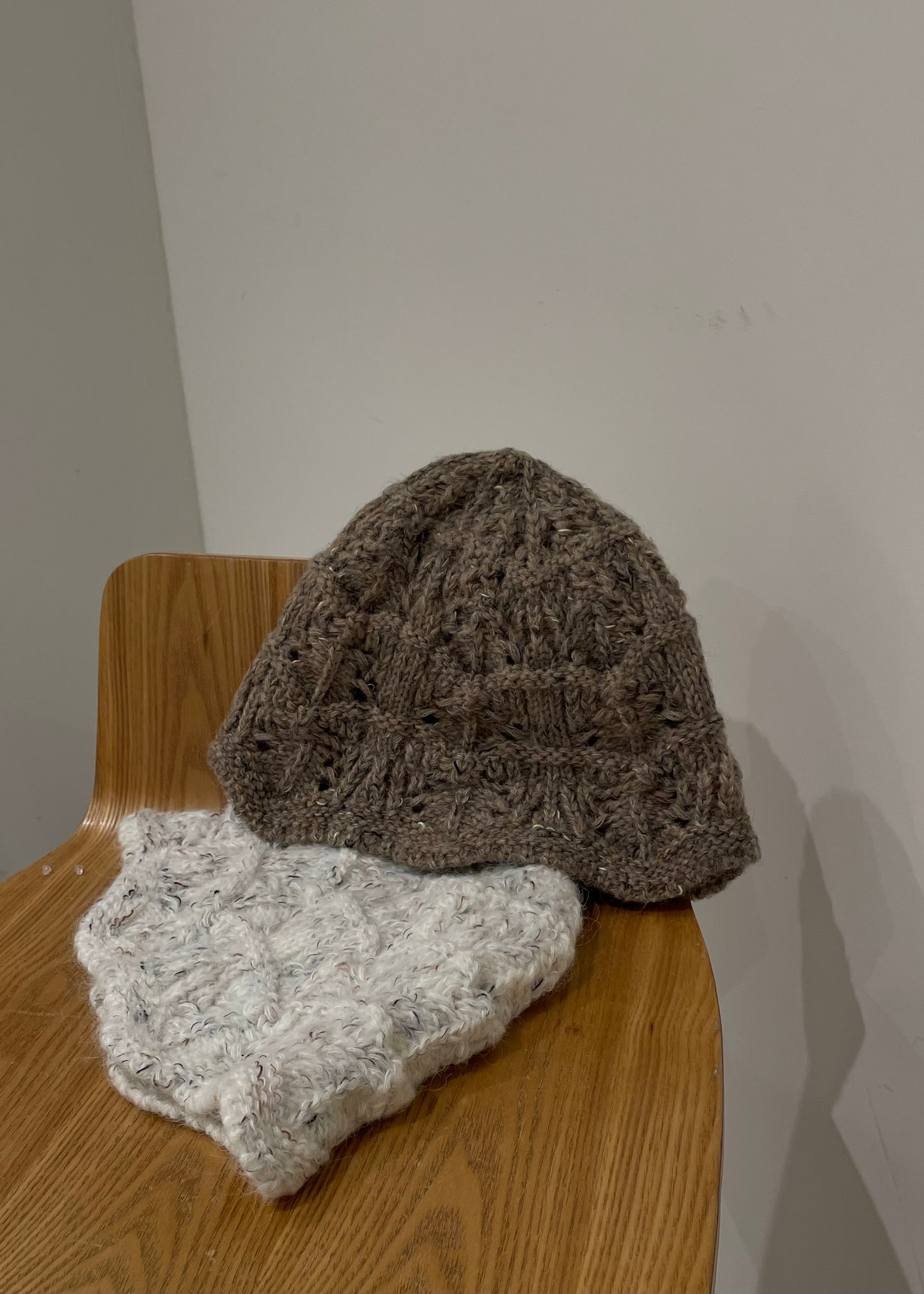 hay hat :10%wool