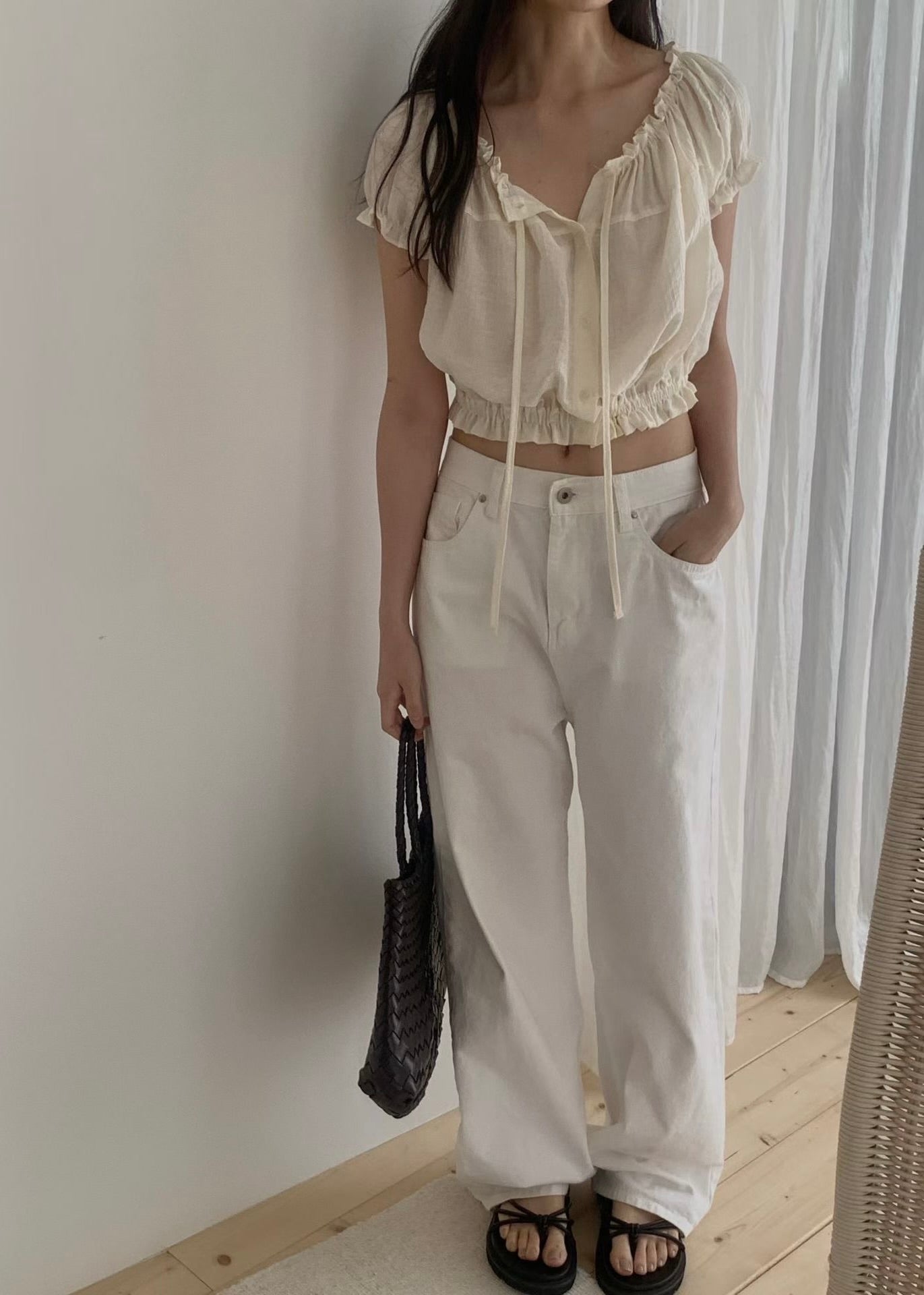 claire top 🍨 must buy!!
