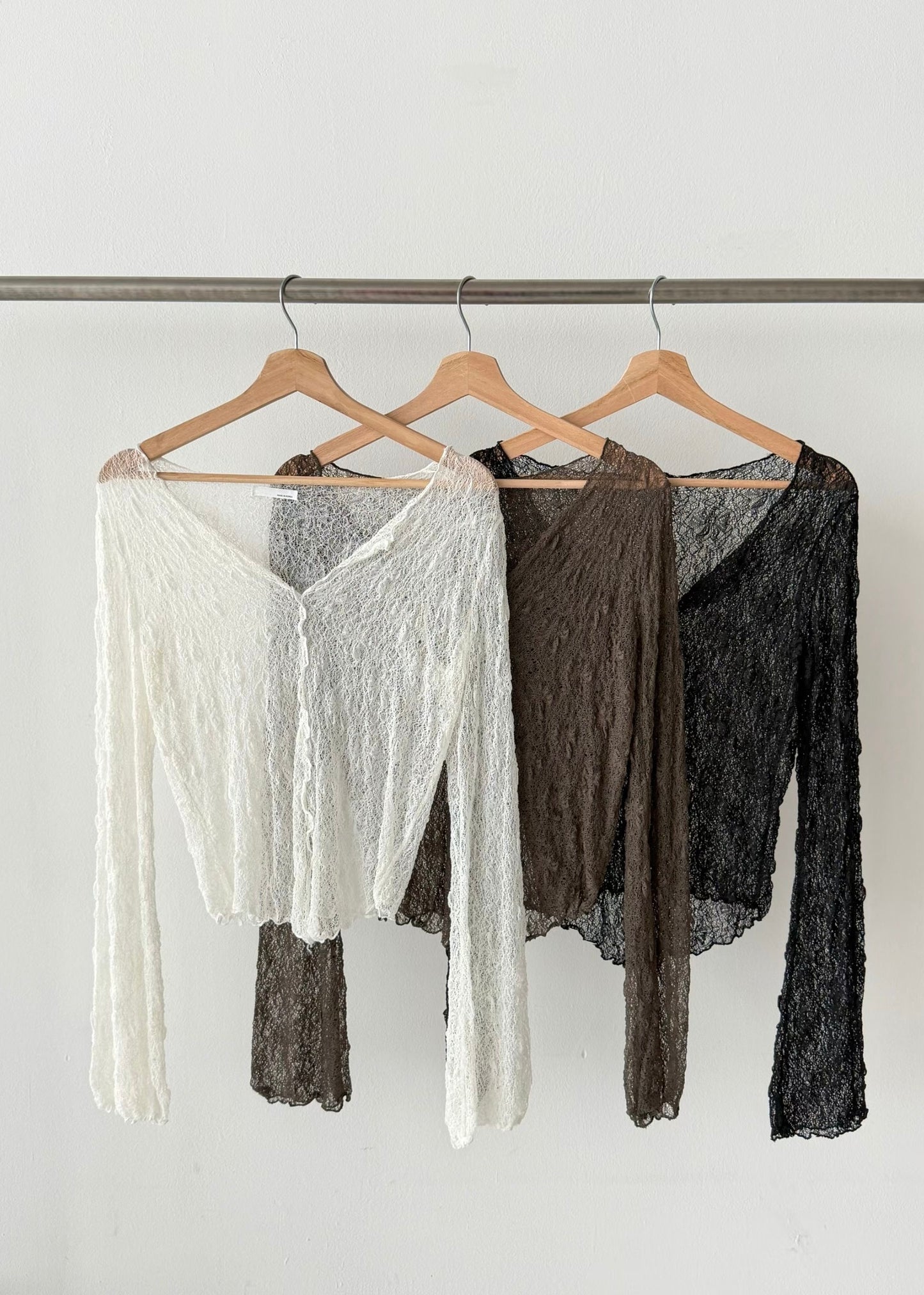 april top (must buy!!)