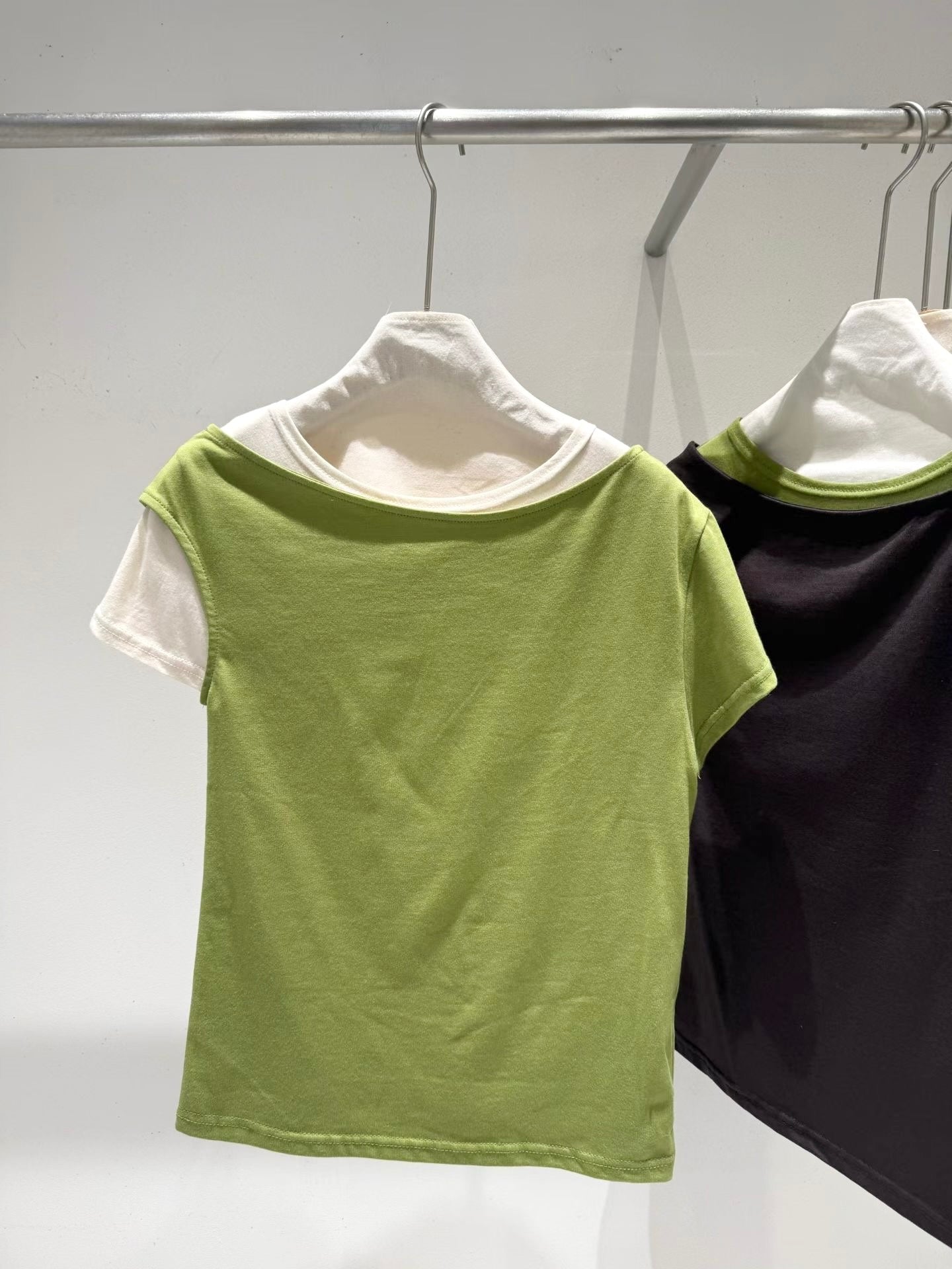 iris tee