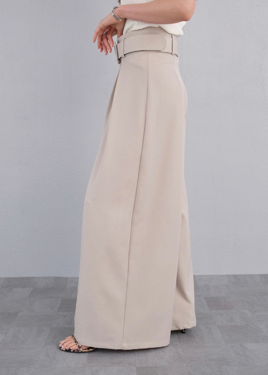 regina pants