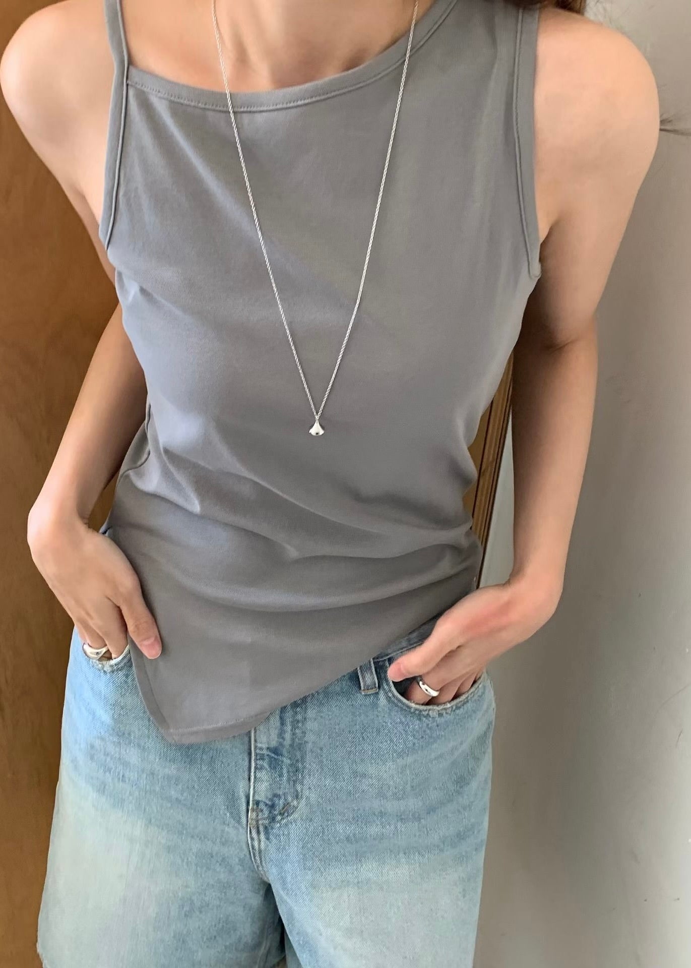 mado vest 🪼must buy!!