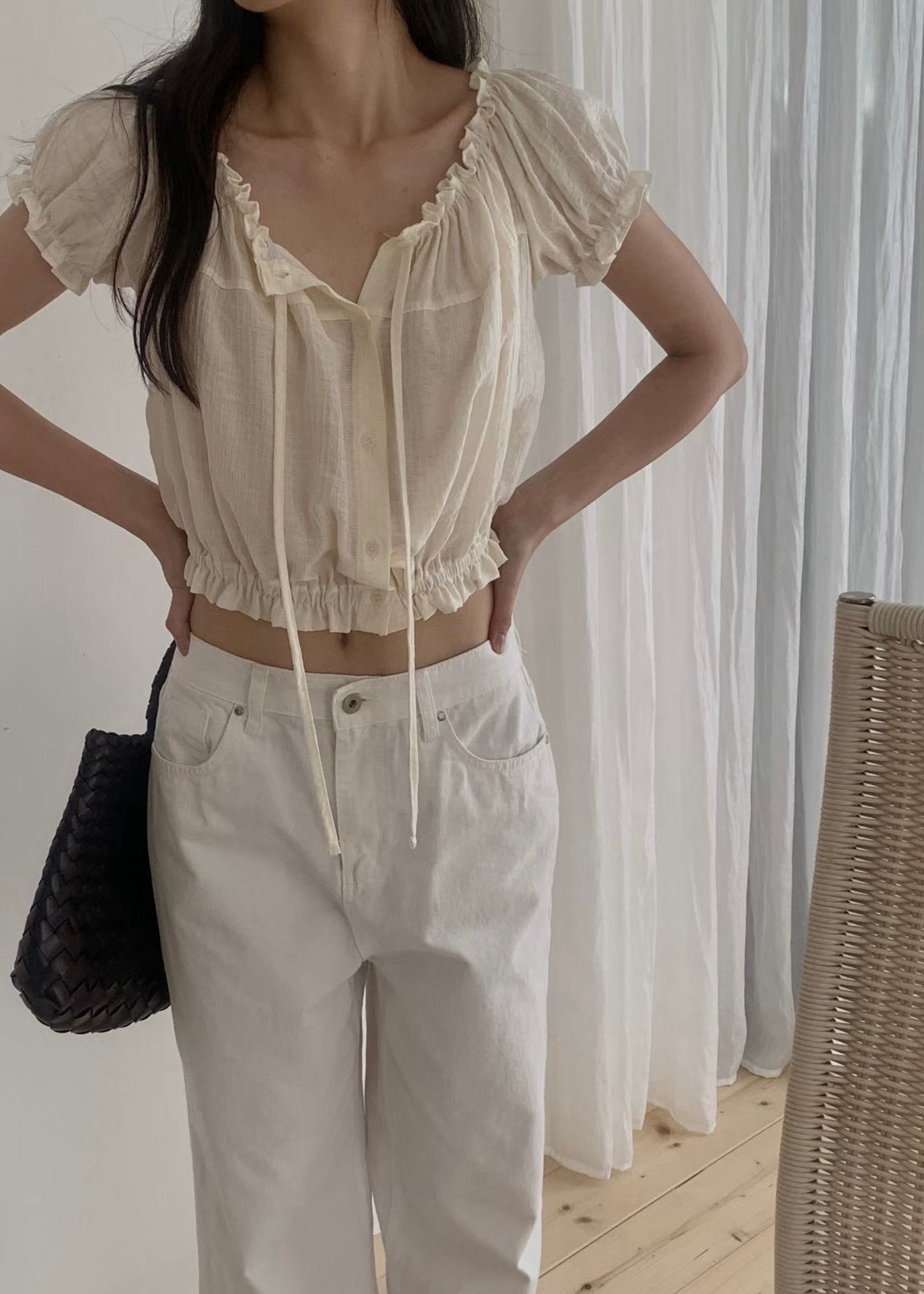 claire top 🍨 must buy!!