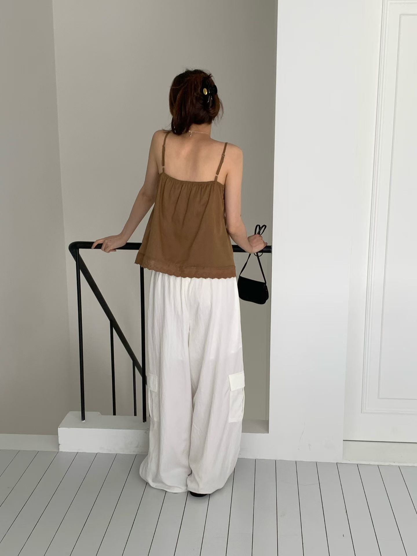 demi vest