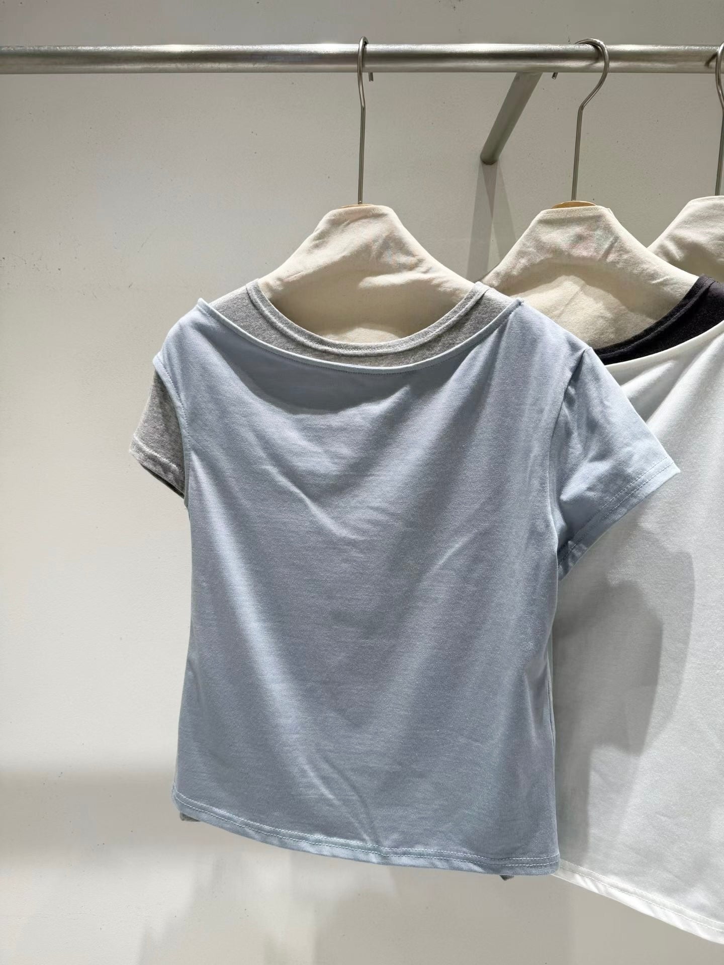 iris tee