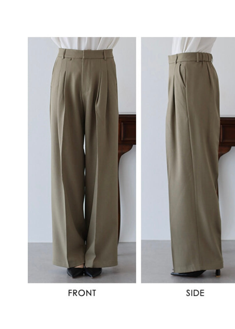 peanut pleated pants