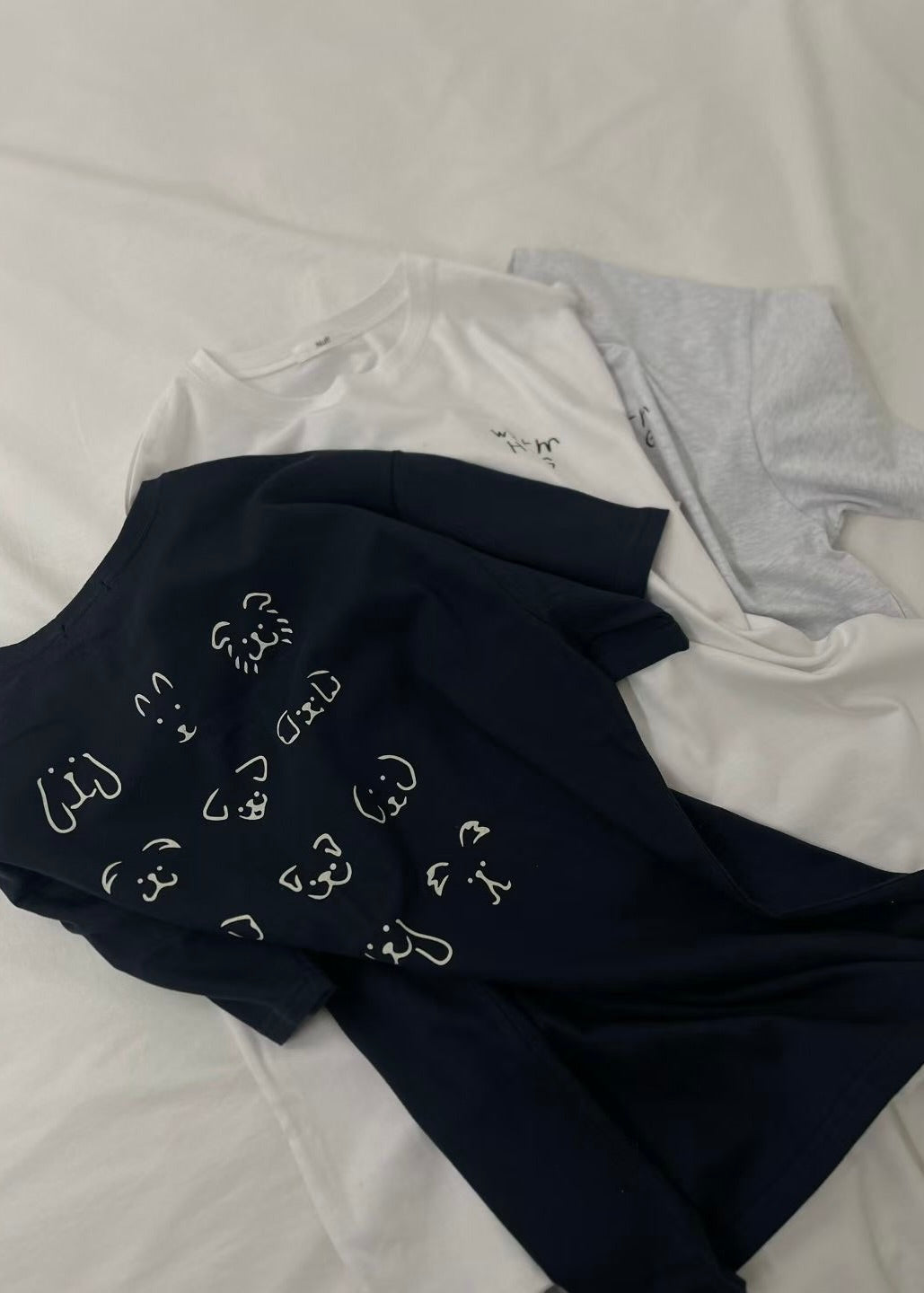 dogdog tee