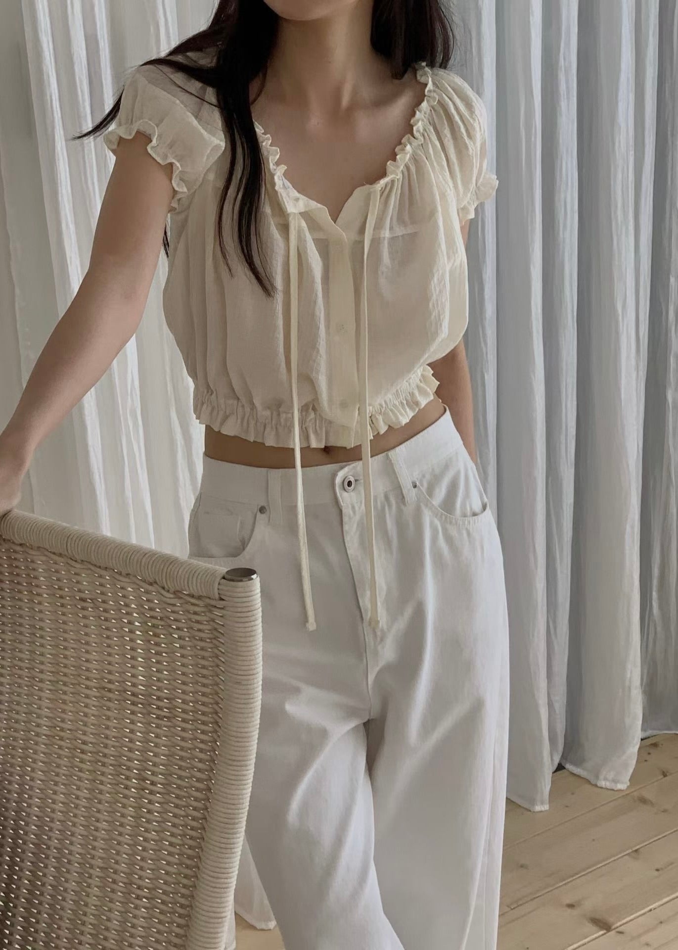 claire top 🍨 must buy!!