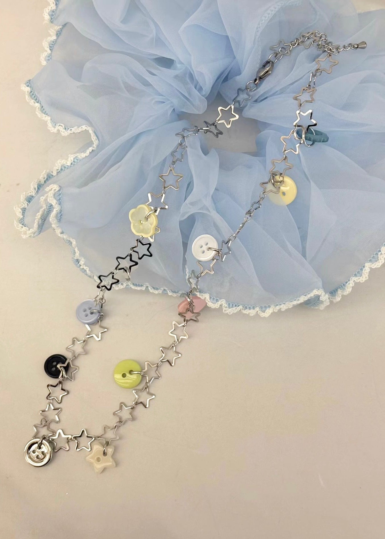 necklace：26