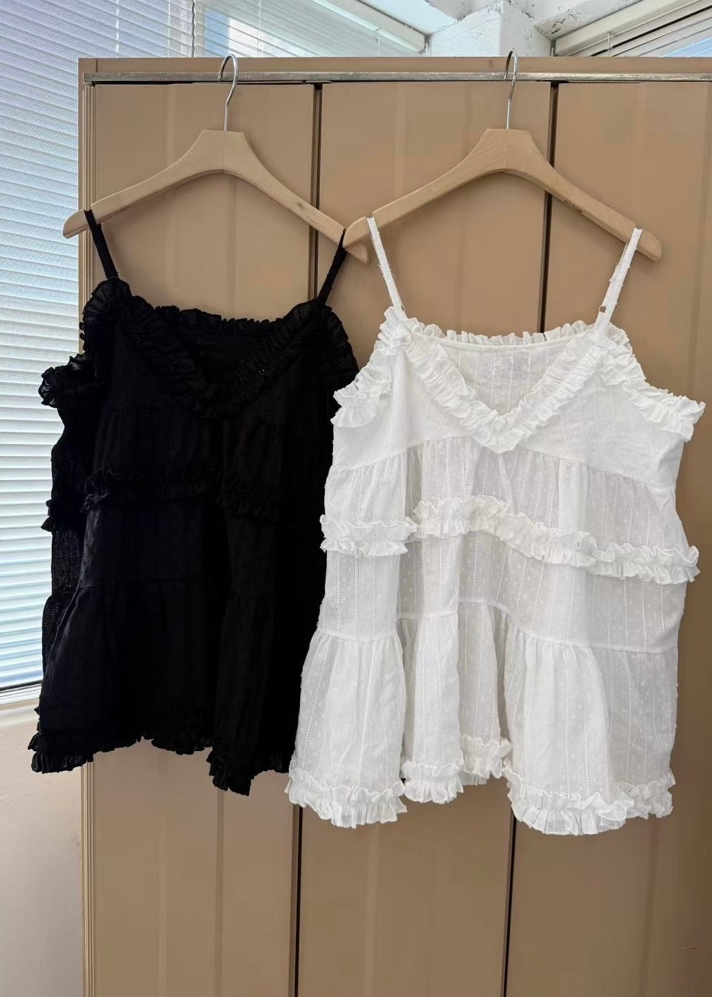 lotta vest 🪅 kira picks