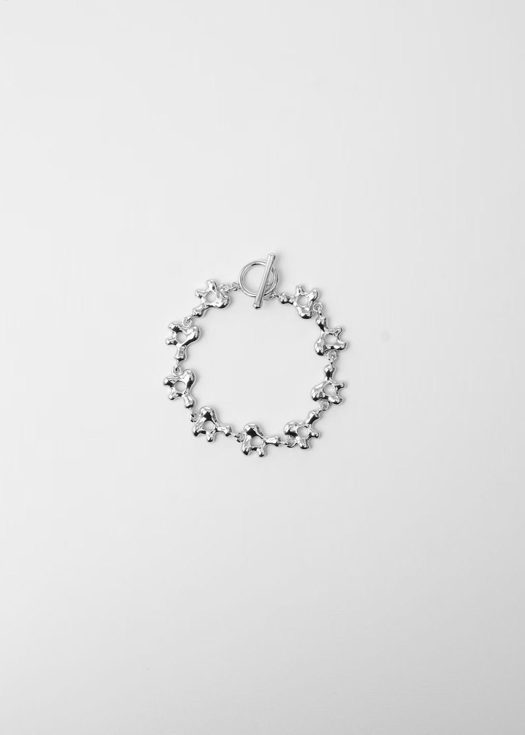bracelet : 17