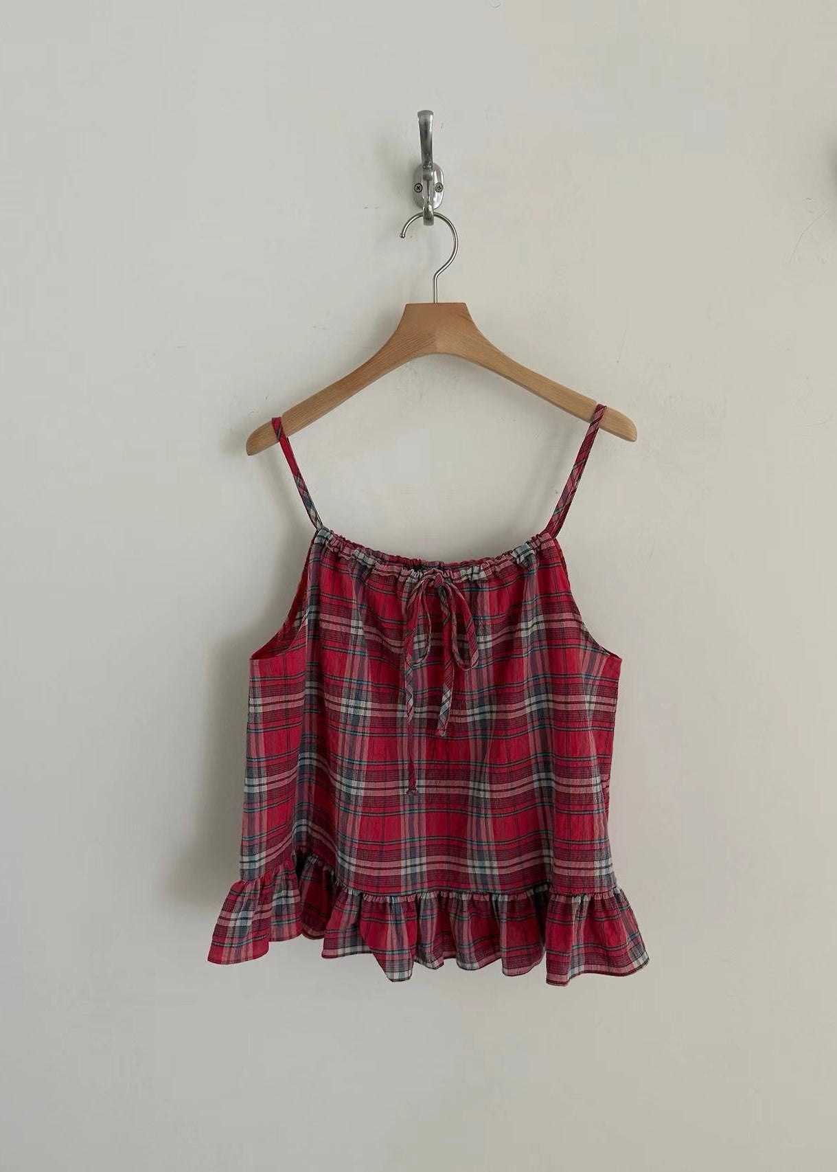 mio vest
