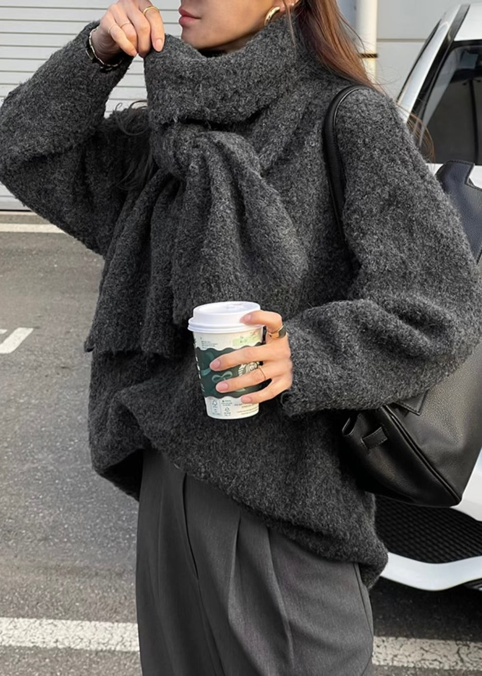 kurry sweater (with scarf🧣)