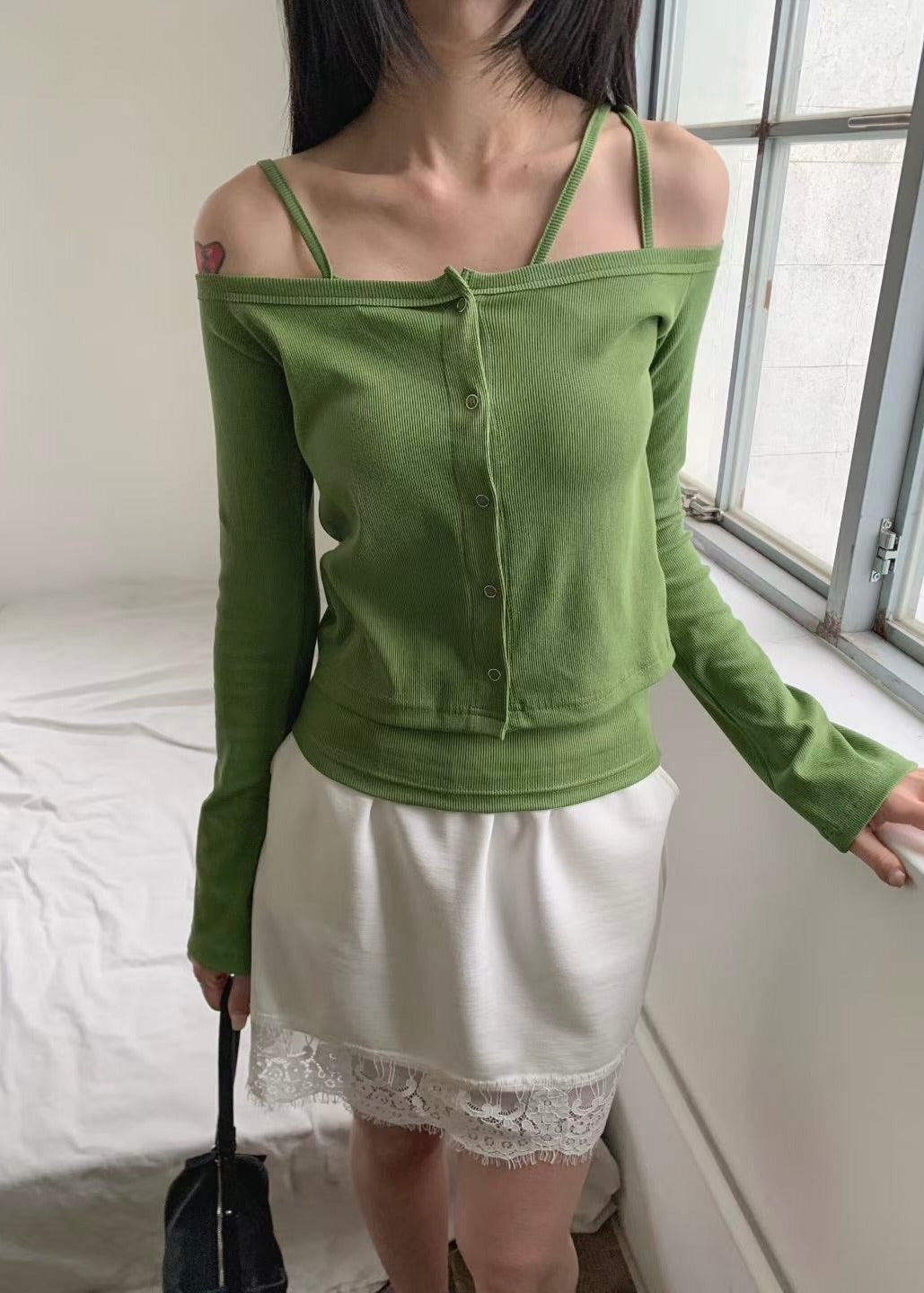 naomi outer