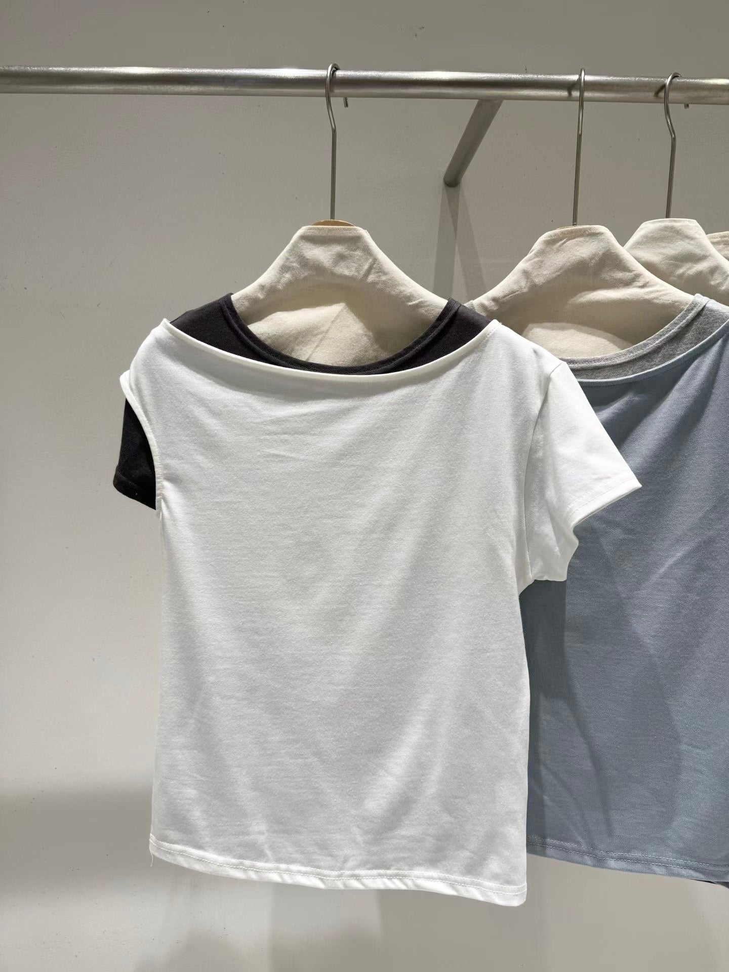iris tee