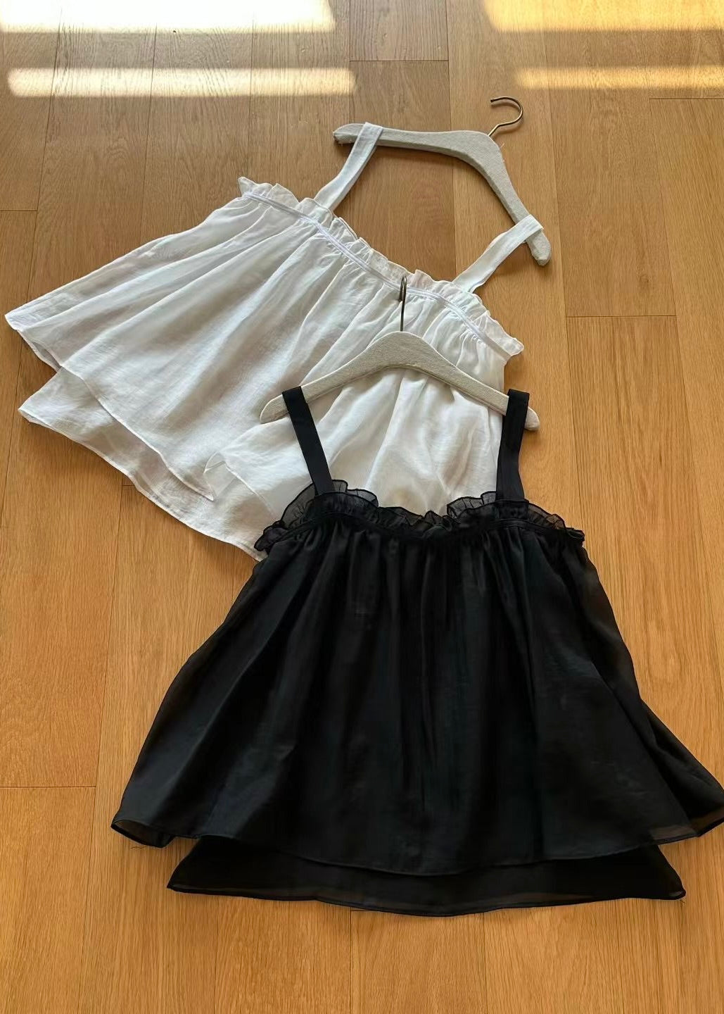 gia vest