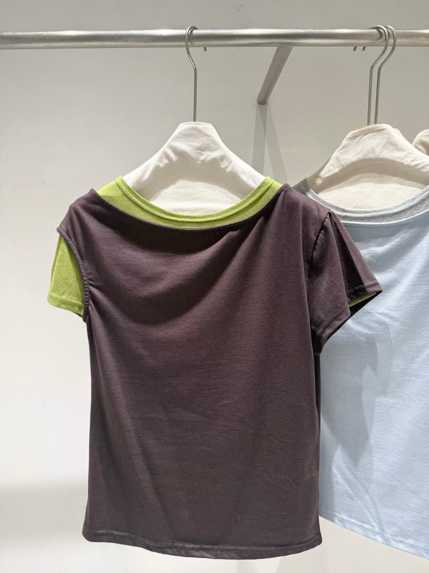 iris tee