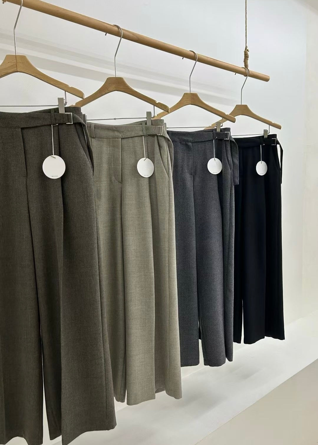 danis pants 必買の西褲!🦆