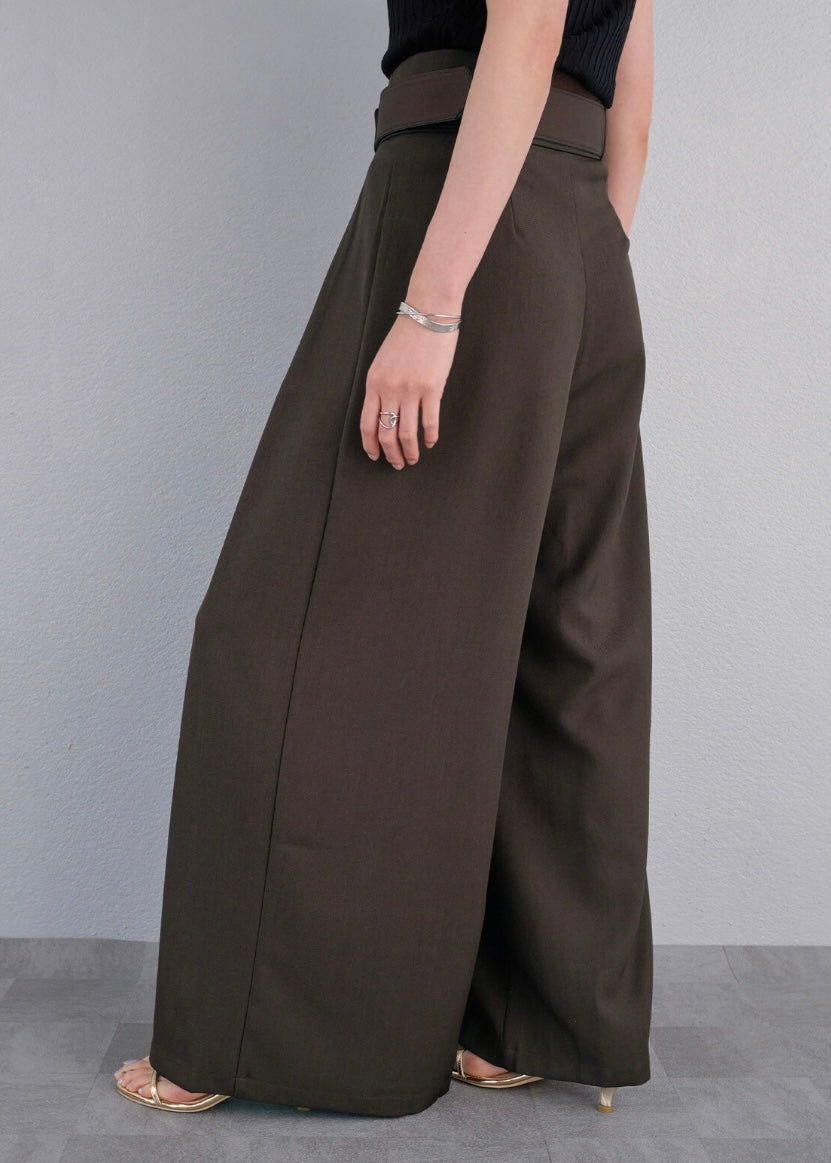 regina pants