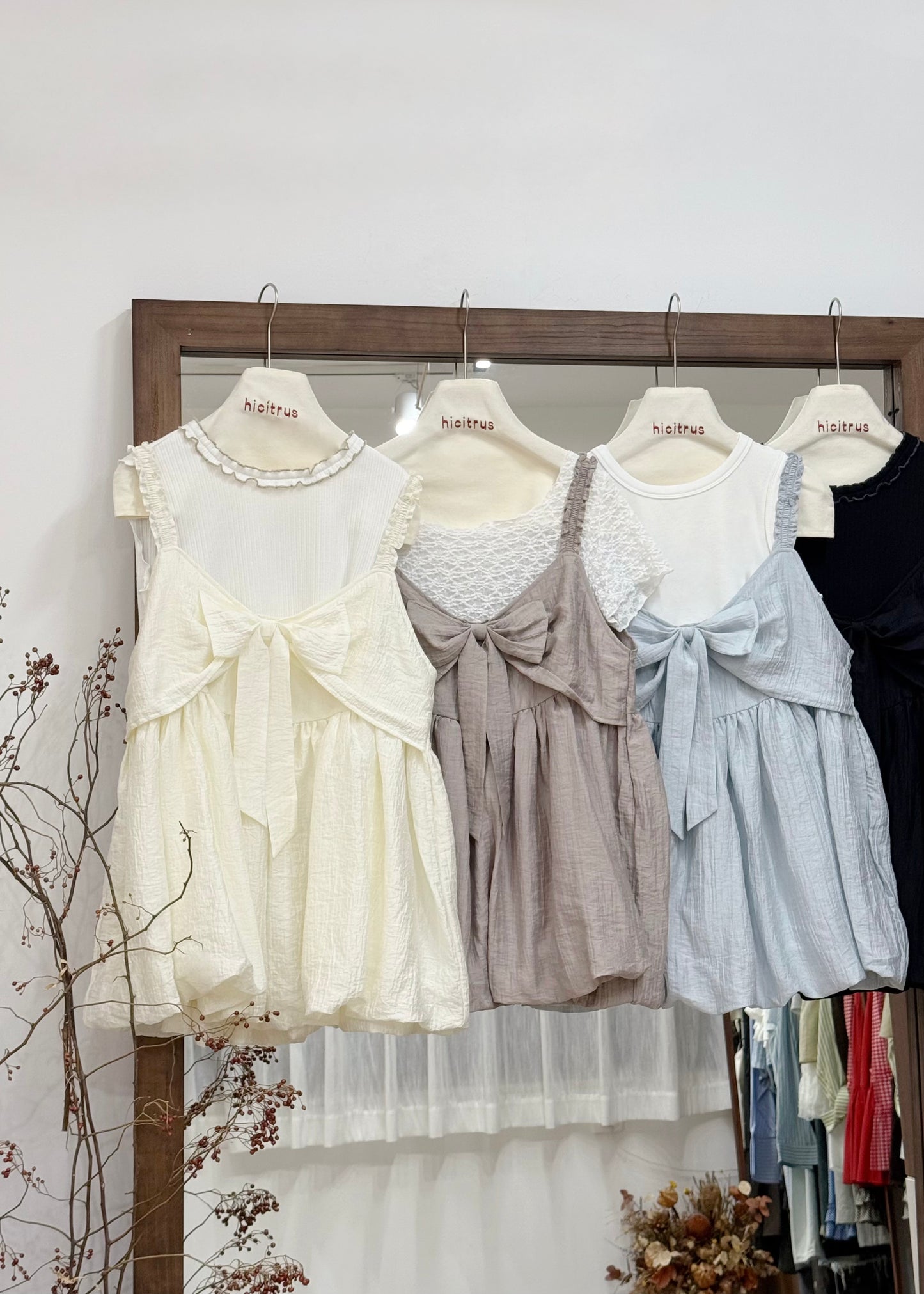 eileen vest (must buy!)
