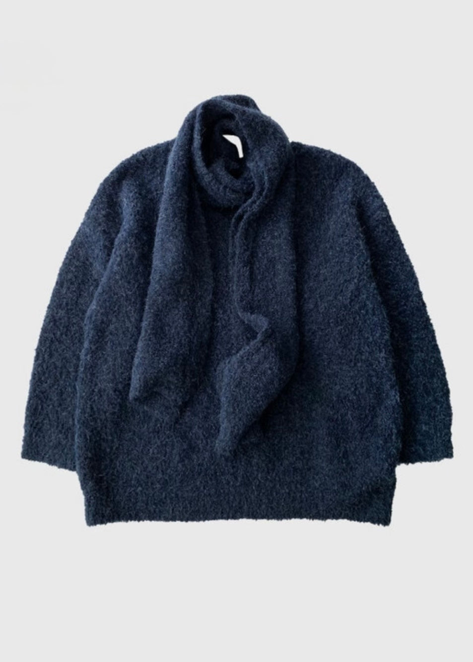 kurry sweater (with scarf🧣)