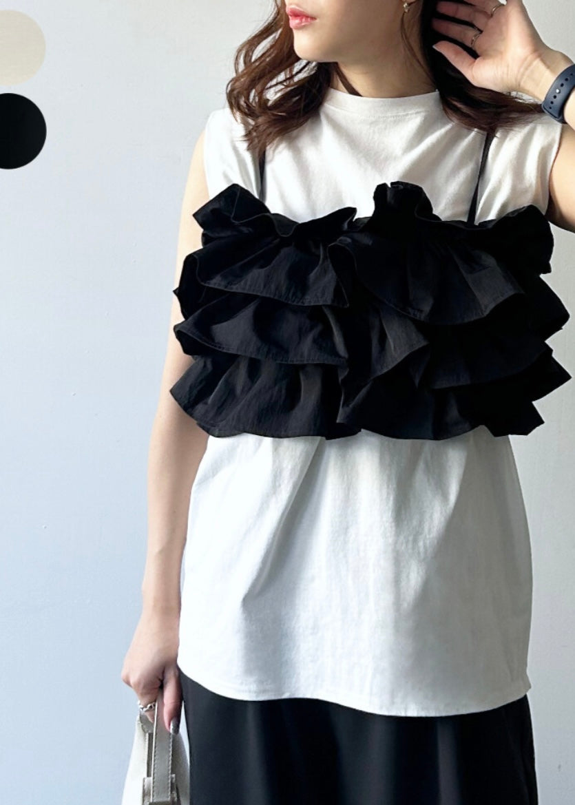 leona vest