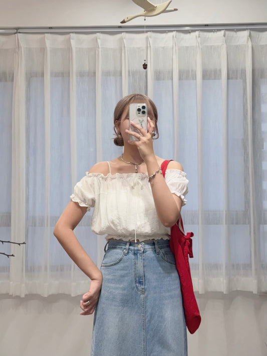 claire top 🍨 must buy!!