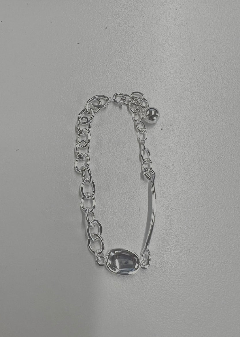 bracelet : 19