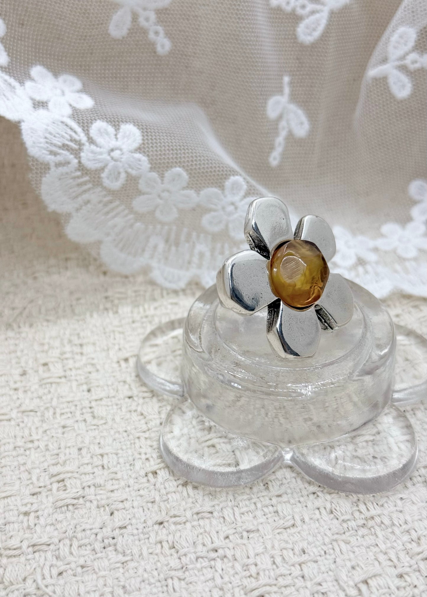 otro acc🪺 sunflower ring