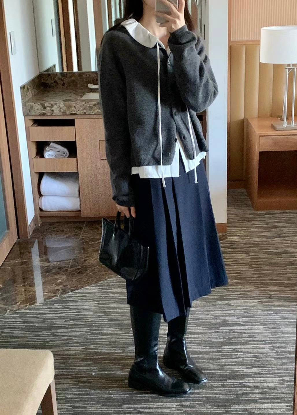 lara blouse 🧄come back!