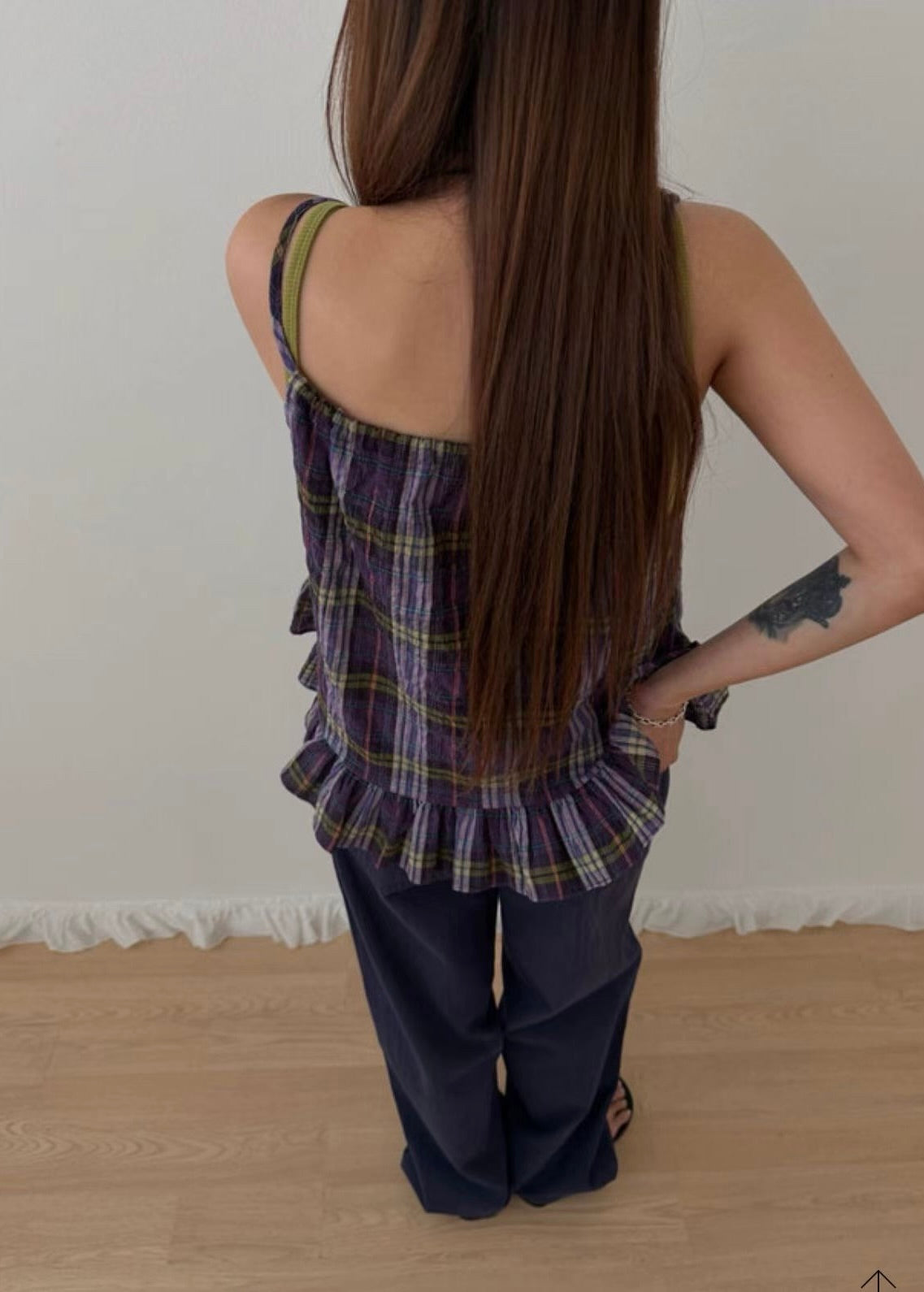 mio vest