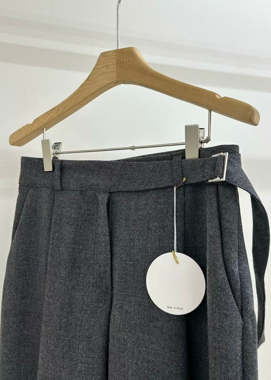 danis pants 必買の西褲!🦆