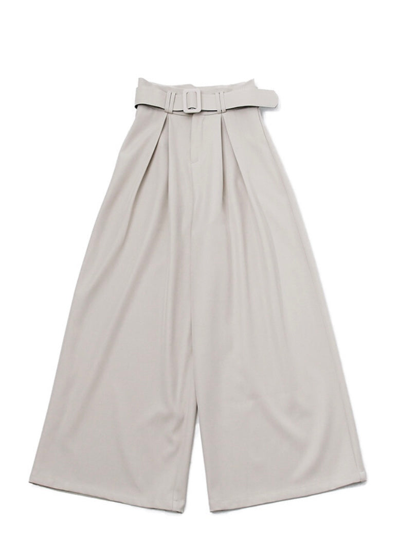 regina pants