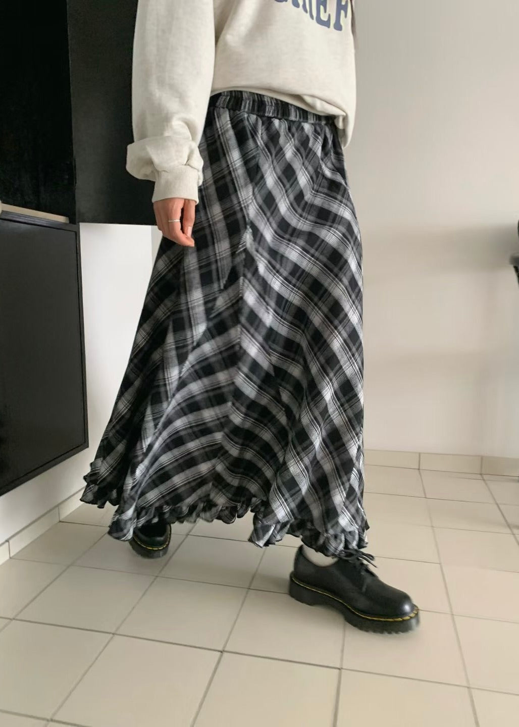 mona skirt ⛲️kira picks