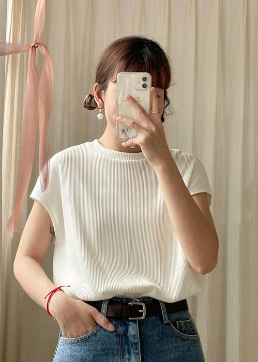 must buyの french sleeve top